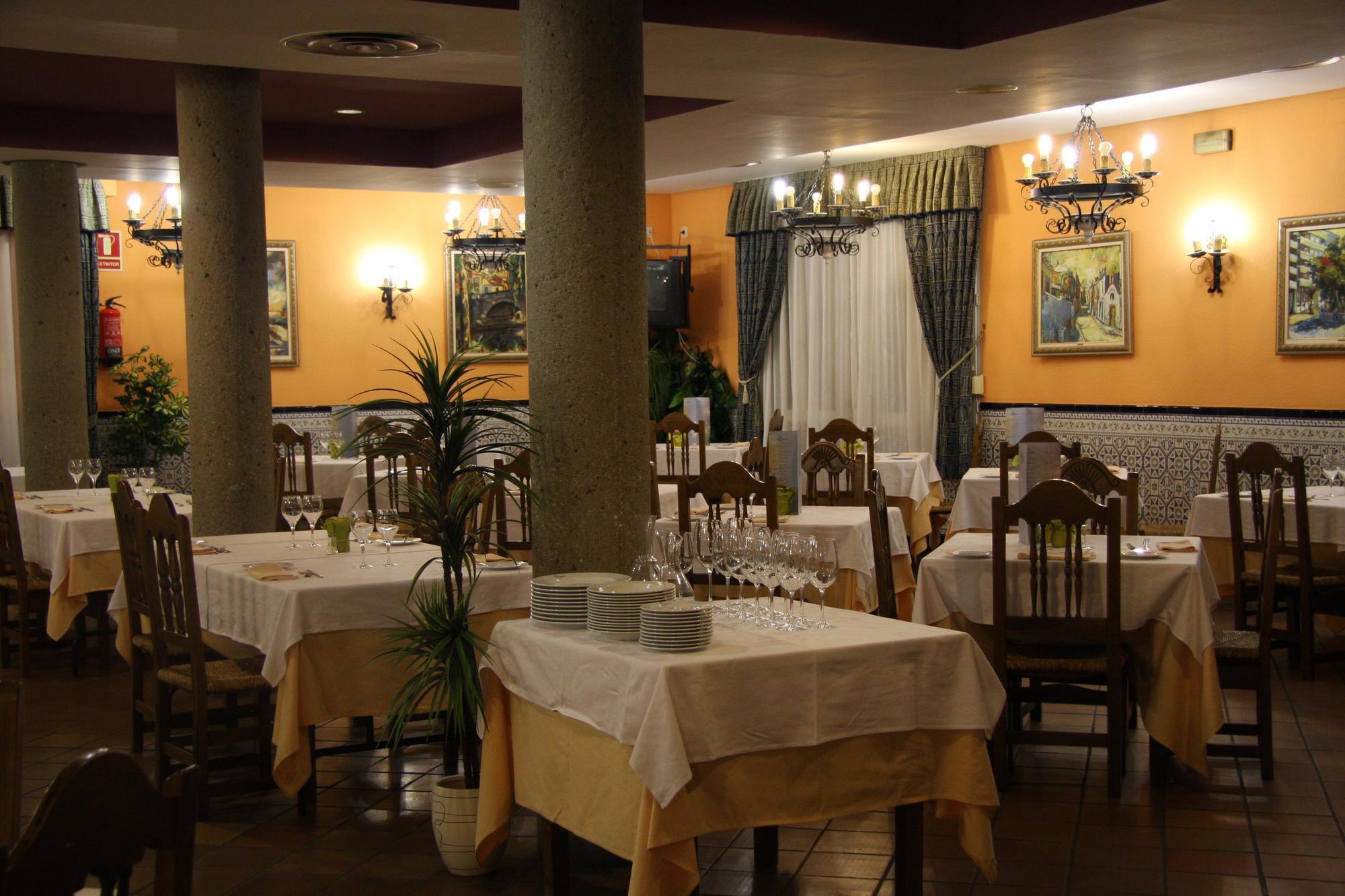 Hotel La Colina Geria Étterem fotó